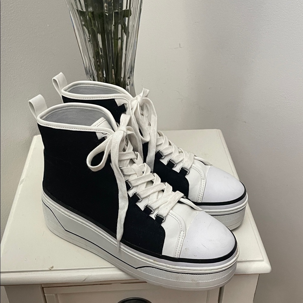 Black and White Platform Hightop Tennis Shoes